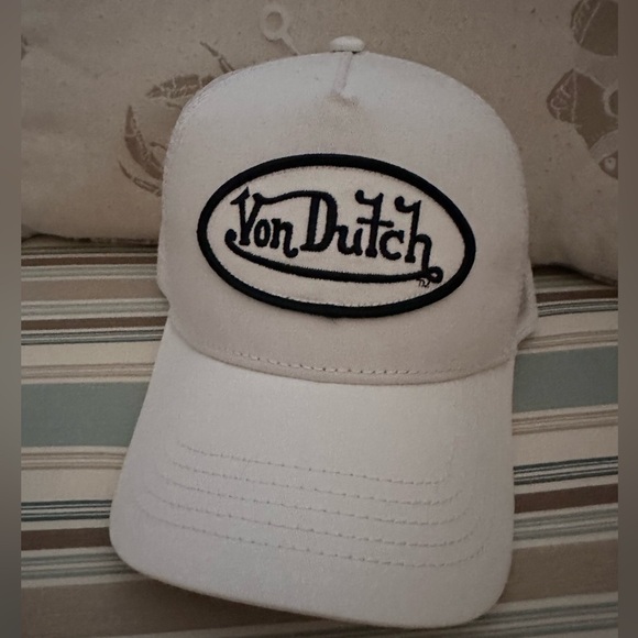 Von Dutch Hat - Picture 2 of 5